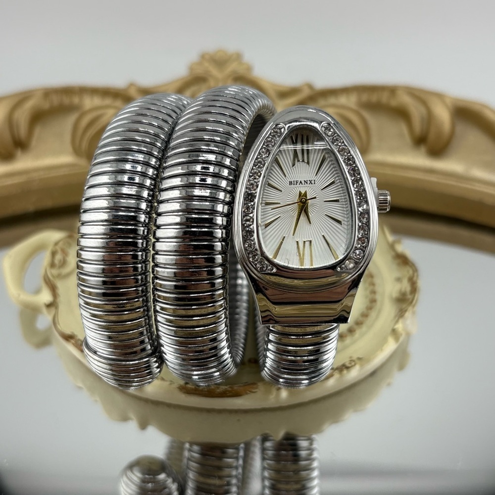 ✨ Serpenti Wrap Bracelet Watch – Silver Tone / White Dial ✨ - Picture 3 of 9